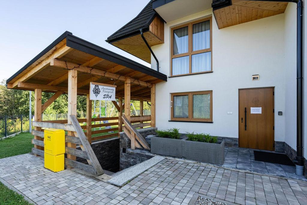 Apartamenty Ksiezycowe Spa - Tatra View - Golden Apartments Zakopane Esterno foto